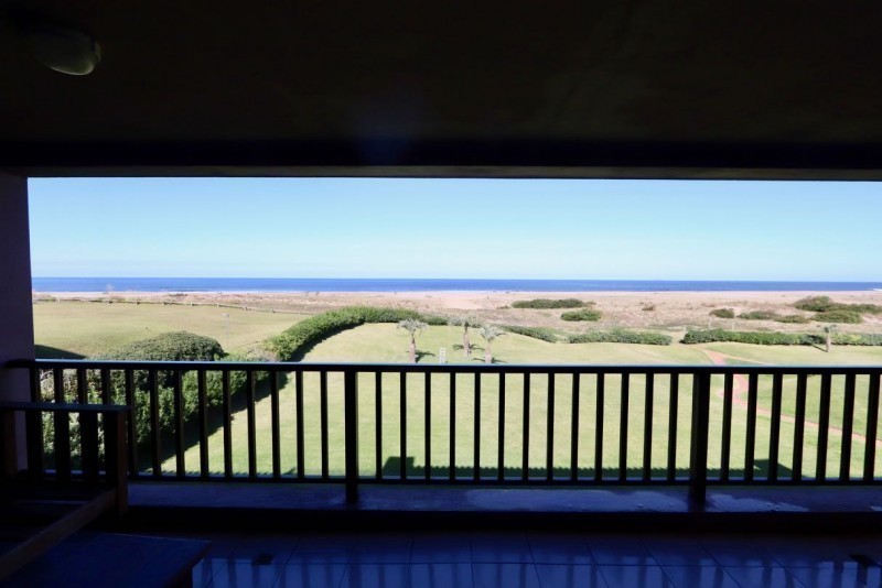 Excelente Penthouse en edificio clásico frente al mar en Manantiales